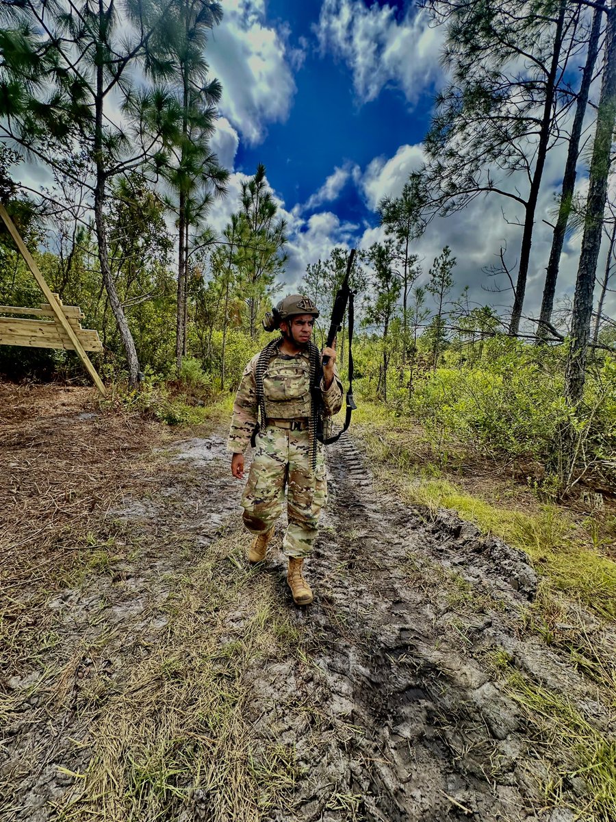 Electrixx_'s tweet photo. @CallofDuty put me in the next COD cover https://t.co/0n6lIqlTss