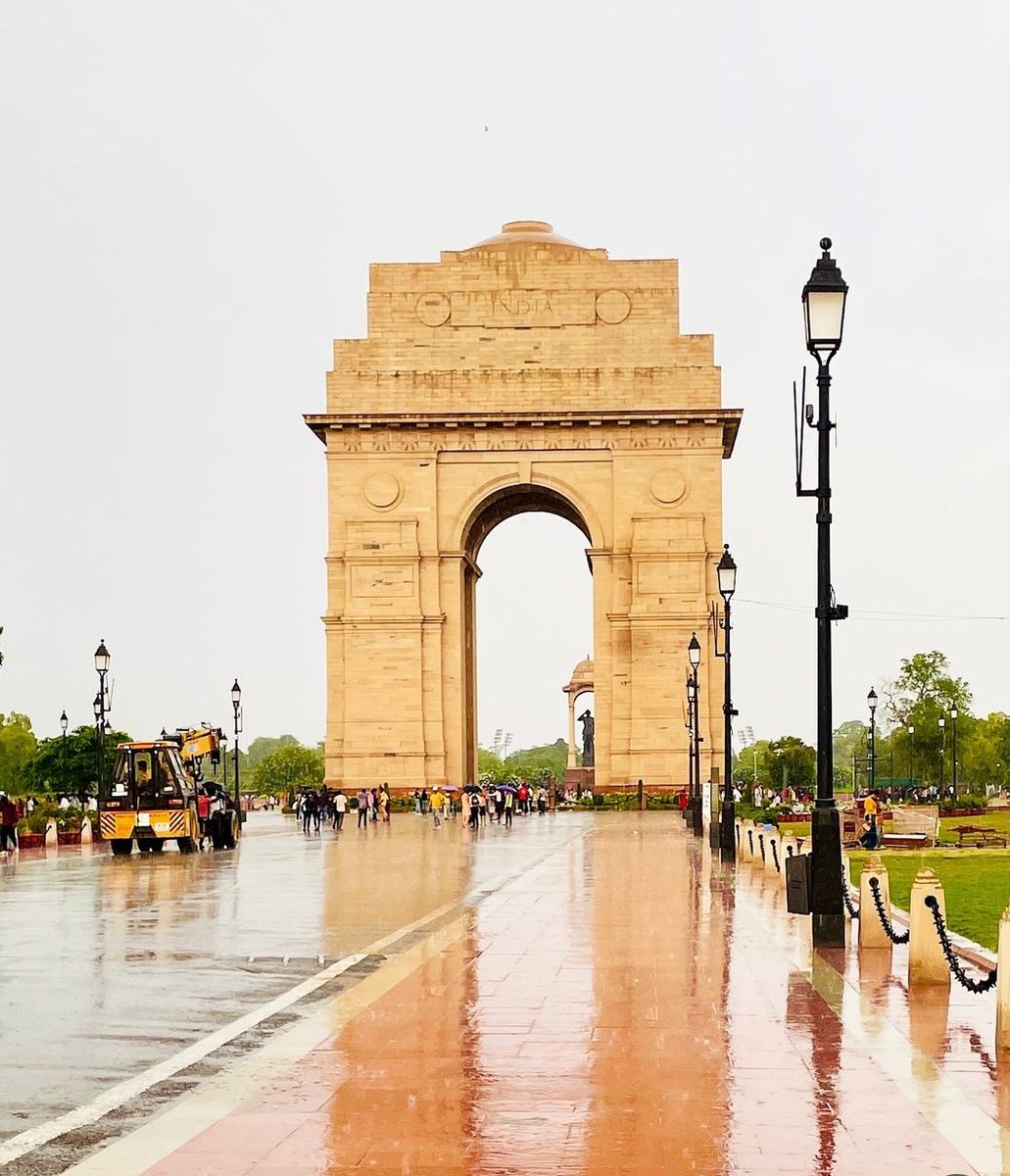 Indian_Culture8's tweet photo. India Gate

#MertRamazanDemir #Afram #AnanyaPanday
#GranhermanoCHV #GranHermamoCHV #GrandBINIverse #GranHermano #Paris2024 #Yrkkh #Bbnaija         #BBN        #NarinGüranNerdesin https://t.co/EKmdP1WnLQ