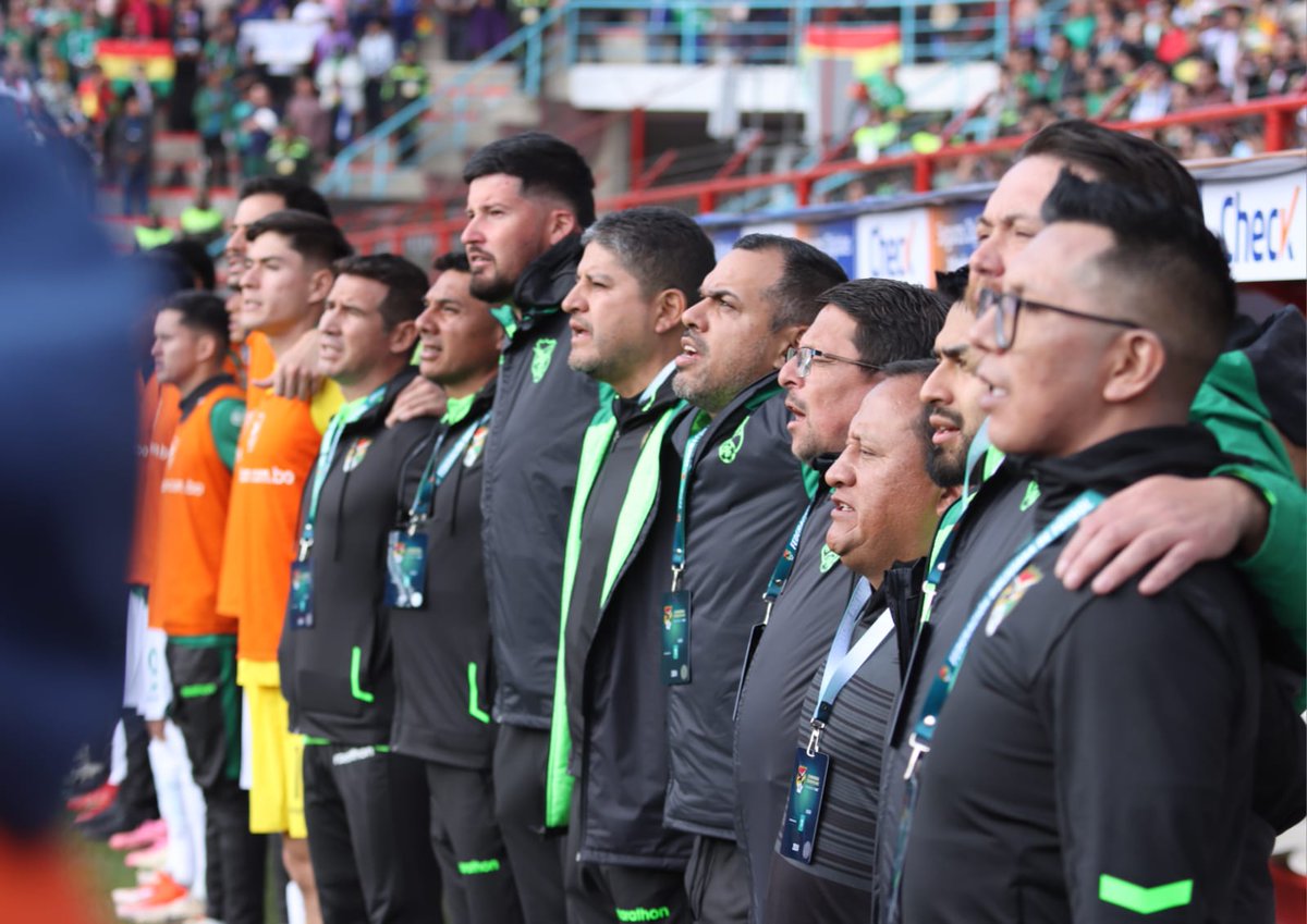 ramirezdt's tweet photo. El orgullo de tener ese escudo en el pecho es indescriptible. Agradecido con Dios. https://t.co/wTl6Ku5XTM