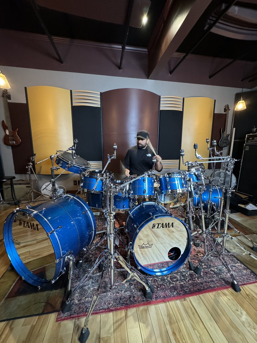 Back with My bluey 🥁 <a href="/TAMADRUM_Japan/">TAMADRUM_Japan</a> <a href="/TAMAofficial/">TAMAofficial</a>