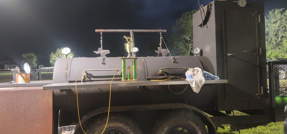 PoorBoyCookers's tweet image. $bbig #bbig to my BBIG family.
Poorboy Cookers my BBQ cook-off team down here in Texas took 2nd place Beef Brisket in a competition today.