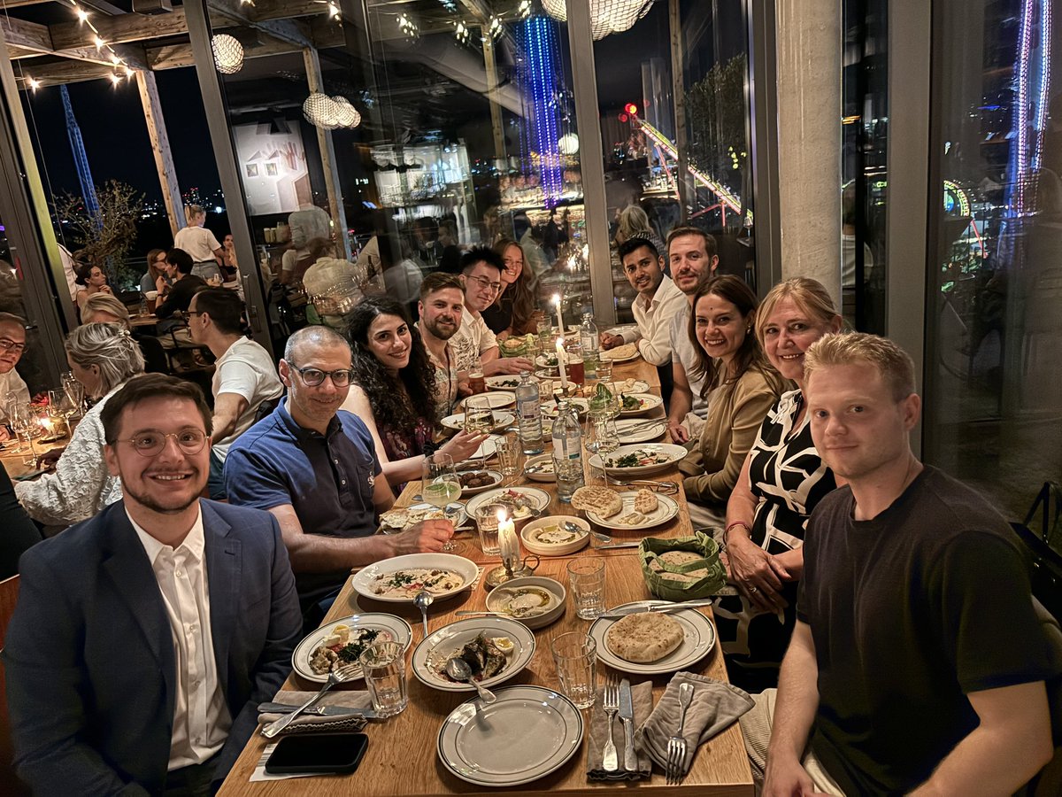 Amr_Lung's tweet image. A fantastic session this afternoon with the AMR-Lung CRC team followed by an excellent dinner in beautiful Vienna! Lots of great ideas about where we direct our energies to understand and fight antimicrobial resistance! @EuropeanLung @EuroRespSoc #antimicrobialresistance