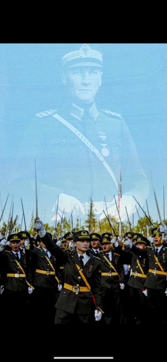 MUSTAFA KEMAL’İN ASKERLERİYİZ!