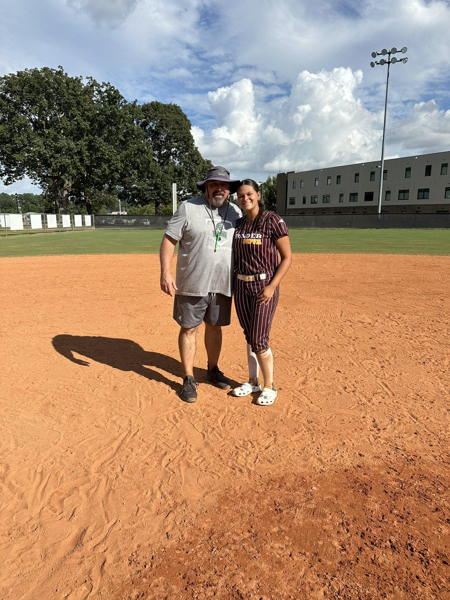 Sydney Perez tweet media