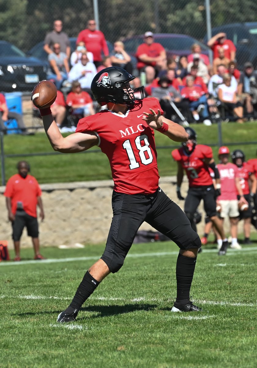 Defense, Turriff Look Sharp in 35-7 Win Over Lawrence

mlcknights.com/news/2024/9/7/…