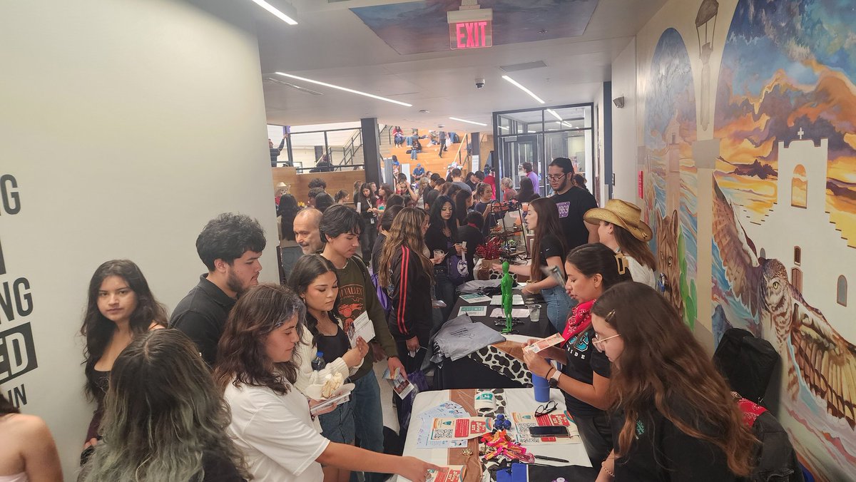 Michael Salas (@mrmichaelsalas) on Twitter photo Thank you Dean Villobos, faculty and staff for hosting our campus tour last week. Students enjoyed the games, food, prizes and getting their college ID's.
#EPCCpride
<a href="/MdP_epcc/">Joshua Villalobos-EPCC</a> <a href="/D_Aguayo_CTE/">Daniel Aguayo, Ed.D.</a> <a href="/FabensISD/">Fabens Independent School District</a> <a href="/martintorres915/">Martin Torres MBA,RTSBA</a> Thank you Dean Villobos, faculty and staff for hosting our campus tour last week. Students enjoyed the games, food, prizes and getting their college ID's.
#EPCCpride
<a href="/MdP_epcc/">Joshua Villalobos-EPCC</a> <a href="/D_Aguayo_CTE/">Daniel Aguayo, Ed.D.</a> <a href="/FabensISD/">Fabens Independent School District</a> <a href="/martintorres915/">Martin Torres MBA,RTSBA</a>