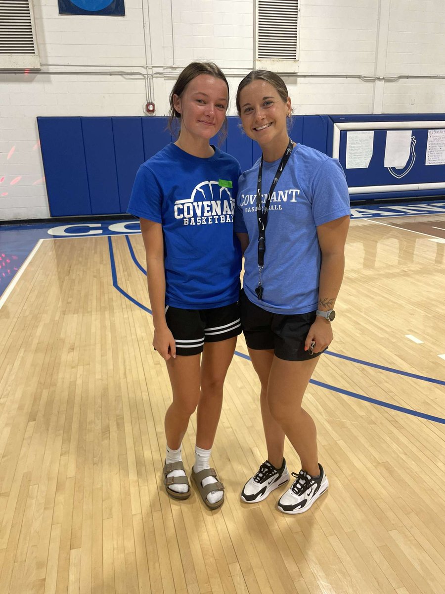 Jonna Moses (@its_jonna12) on Twitter photo I had a great time and got some good work in <a href="/CovenantWBB/">Covenant WBB</a>
elite camp today. Thank you so much, Coach McIntosh and @Liz_Wood21 for the invite. I had a great time and got some good work in <a href="/CovenantWBB/">Covenant WBB</a>
elite camp today. Thank you so much, Coach McIntosh and @Liz_Wood21 for the invite.