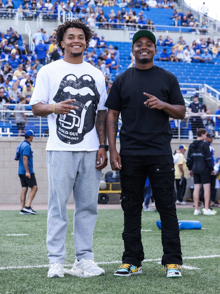 GoJacksFB's tweet image. Welcome Back ‼️

@_Saiveon_ | @dyshawn_gales5 

#GoJacks 🐰🏈