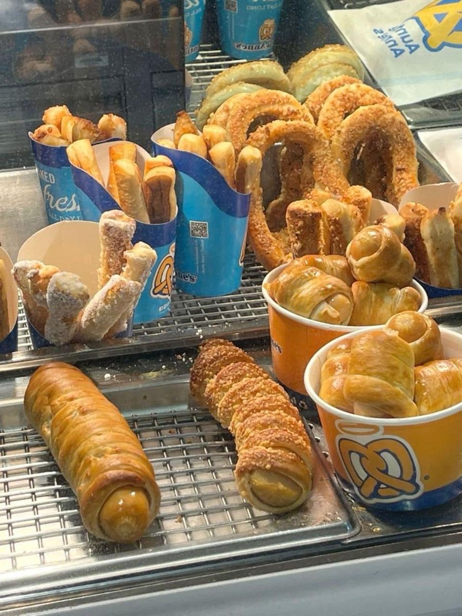 realbbymula's tweet image. I could never hate youuuuuuuuuuu 😍😍🤗