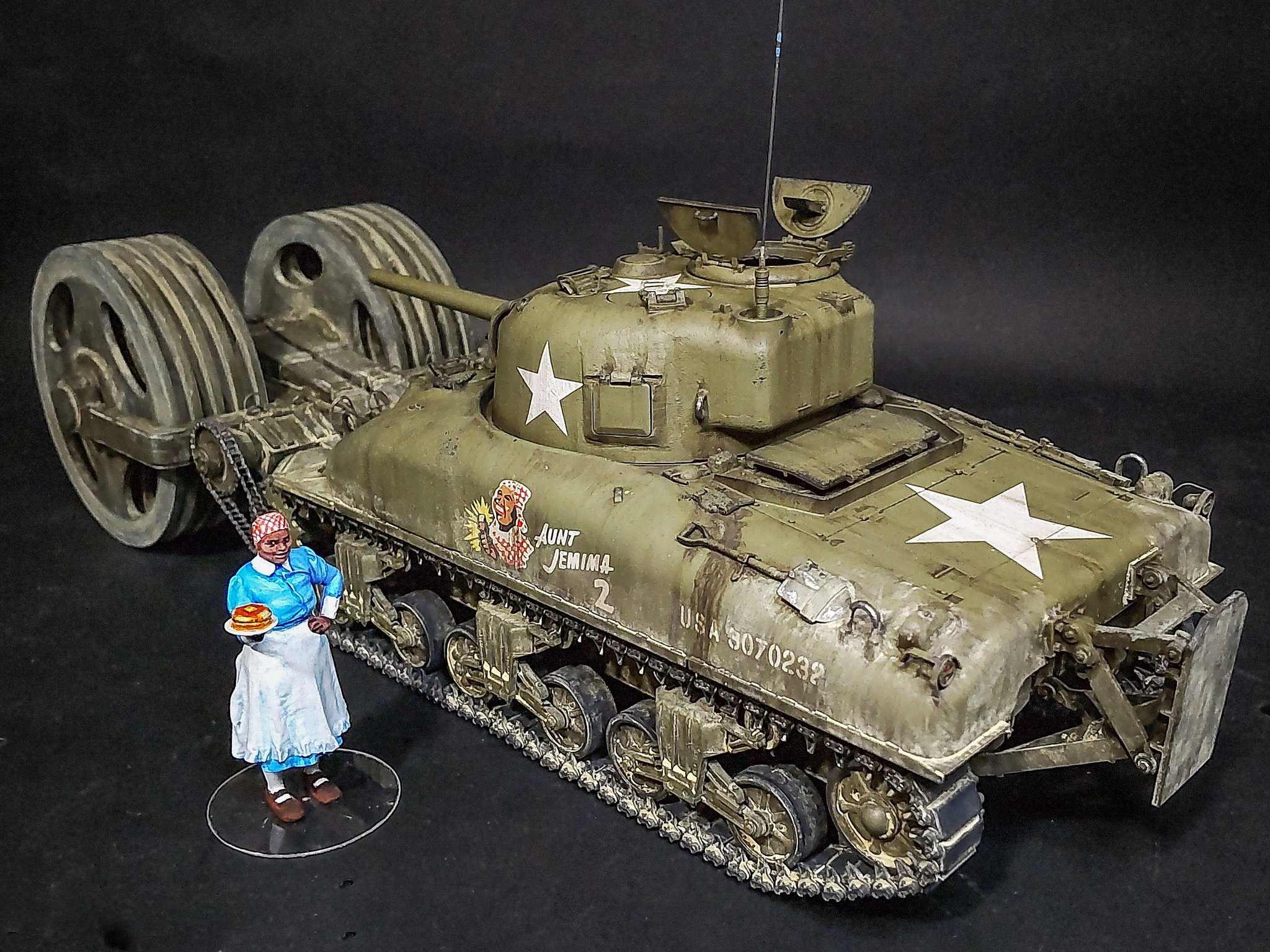 トライト LEDモジュール Viewmo100 AC100V 5000K L4000 (1本) 品番：TLVMA501-33P-040-WWC テープライト・イルミネーション LEDモジュール トライト株式会社 トライト LEDモジュール Viewmo100 AC100V 2700K