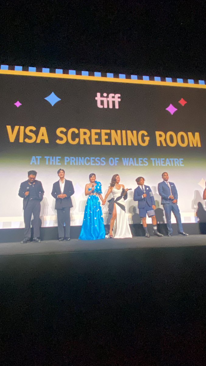 katie🔜ariana grande (7/8) & dreamcon (7/10-11) tweet media