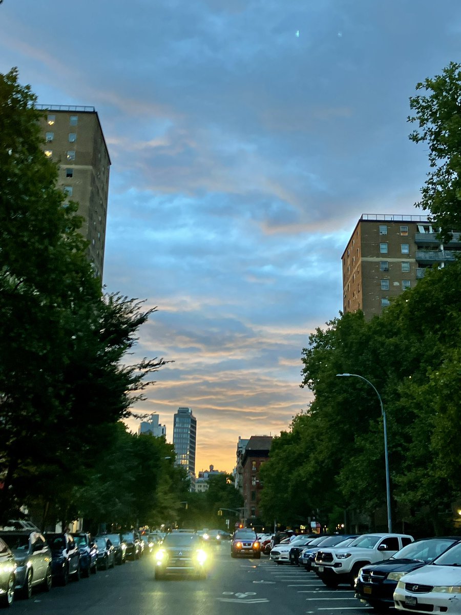 evgrieve (@evgrieve) on Twitter photo East Village sunset 9/7/24 East Village sunset 9/7/24