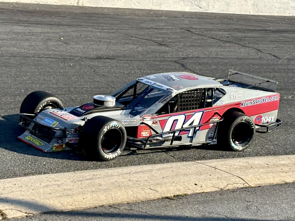 Short Track Life (@shorttracklife_) on Twitter photo The Top 4 starters for tonight’s 99-lap Robert Jeffreys Memorial <a href="/SMARTMods_/">@SMARTMods_</a> race at <a href="/carawayspeedway/">Caraway Speedway</a> after the redraw.
1. Brian Loftin (15)
2. <a href="/AnthonyBello51/">Anthony Bello</a> (79)
3. <a href="/DBohn659/">Danny Bohn</a> (24)
4. Brandon Ward (04)
Watch live on <a href="/FloRacing/">FloRacing</a> The Top 4 starters for tonight’s 99-lap Robert Jeffreys Memorial <a href="/SMARTMods_/">@SMARTMods_</a> race at <a href="/carawayspeedway/">Caraway Speedway</a> after the redraw.
1. Brian Loftin (15)
2. <a href="/AnthonyBello51/">Anthony Bello</a> (79)
3. <a href="/DBohn659/">Danny Bohn</a> (24)
4. Brandon Ward (04)
Watch live on <a href="/FloRacing/">FloRacing</a>