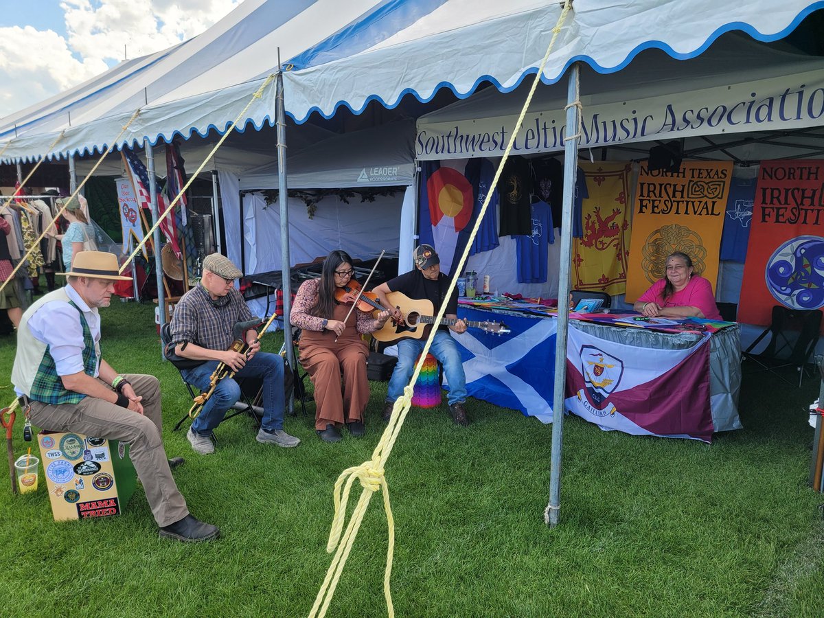 SCMA_TX's tweet image. Having a great time out at the Longs Peak Scottish Highland Festival! One more day of fun so if you are in the area come on out and visit!

#estespark #estesparkcolorado #longspeak #celticfestival