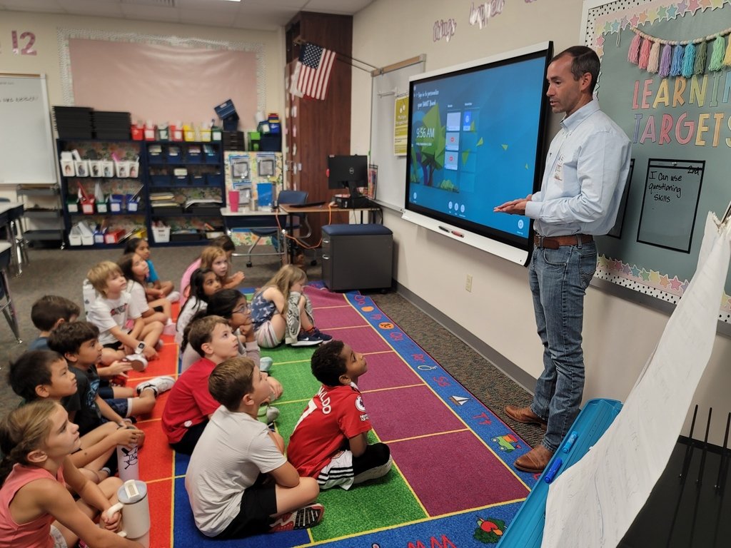 Hart Elementary tweet media