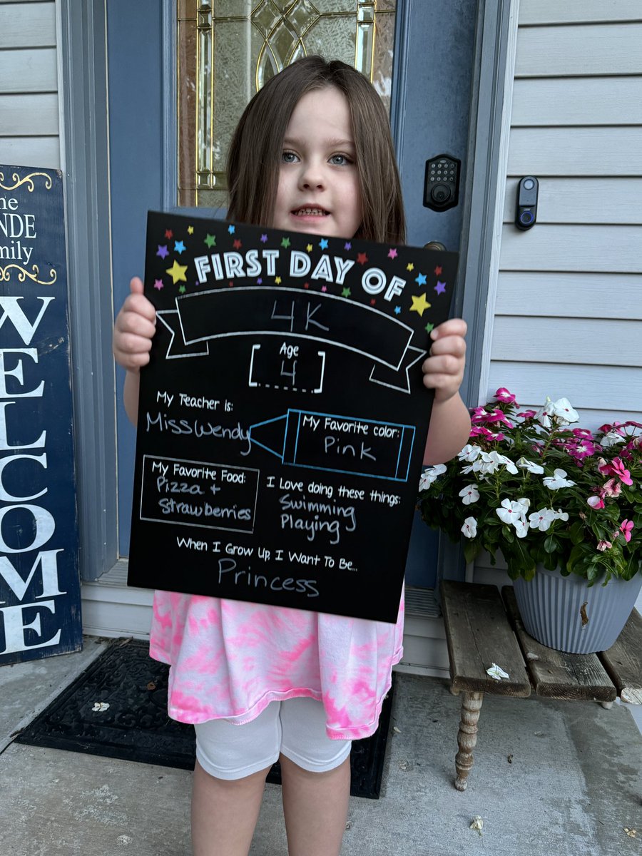 CoachBonde's tweet photo. Been a busy summer and even busies first week back to school! Caroline is LOVING 4K so far, Kamryn still loves her daycare, and year 1️⃣1️⃣ is off to a great start!! https://t.co/4NjdCqa0Qd