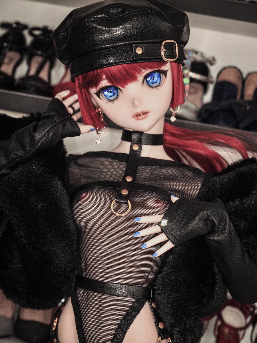 UTD0624's tweet photo. 有り合わせで撮ってみた、シンプルだけど特撮の女幹部っぽくてすてき☺️笑
またセクシーなの作りたいな😌😌 https://t.co/jwIxtI9hDf