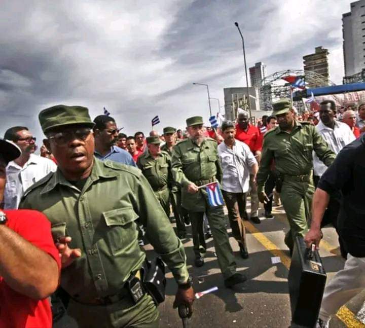Aniversario 55 de la seguridad personal. Felicidades para estos combatientes en su día, ejemplo de abnegación, sacrificio y altruismo al  cuidado de la integridad física de los principales líderes de la revolución.
