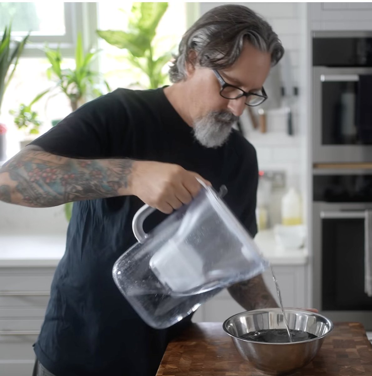 I didn't know <a href="/De_dicto/">Ned Block</a> had a channel of cooking recipes. youtube.com/watch?v=kB1dke…
