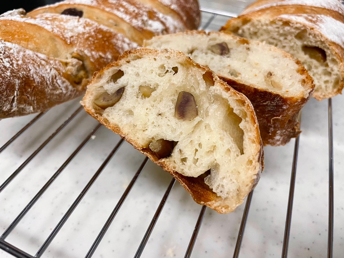 栗のハードパン焼き上がり〜🌰