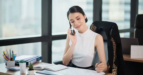 EmployJobWave's tweet image. Global Payroll Risks

1. Employment Laws: Comply with local rules.
2. Tax Compliance: Manage taxes to avoid fines.
3. Misclassification: Classify workers correctly.
4. Data Security: Safeguard sensitive info.
5. Payroll Systems: Check for errors.
Stay compliant! 

#HR #Compliance