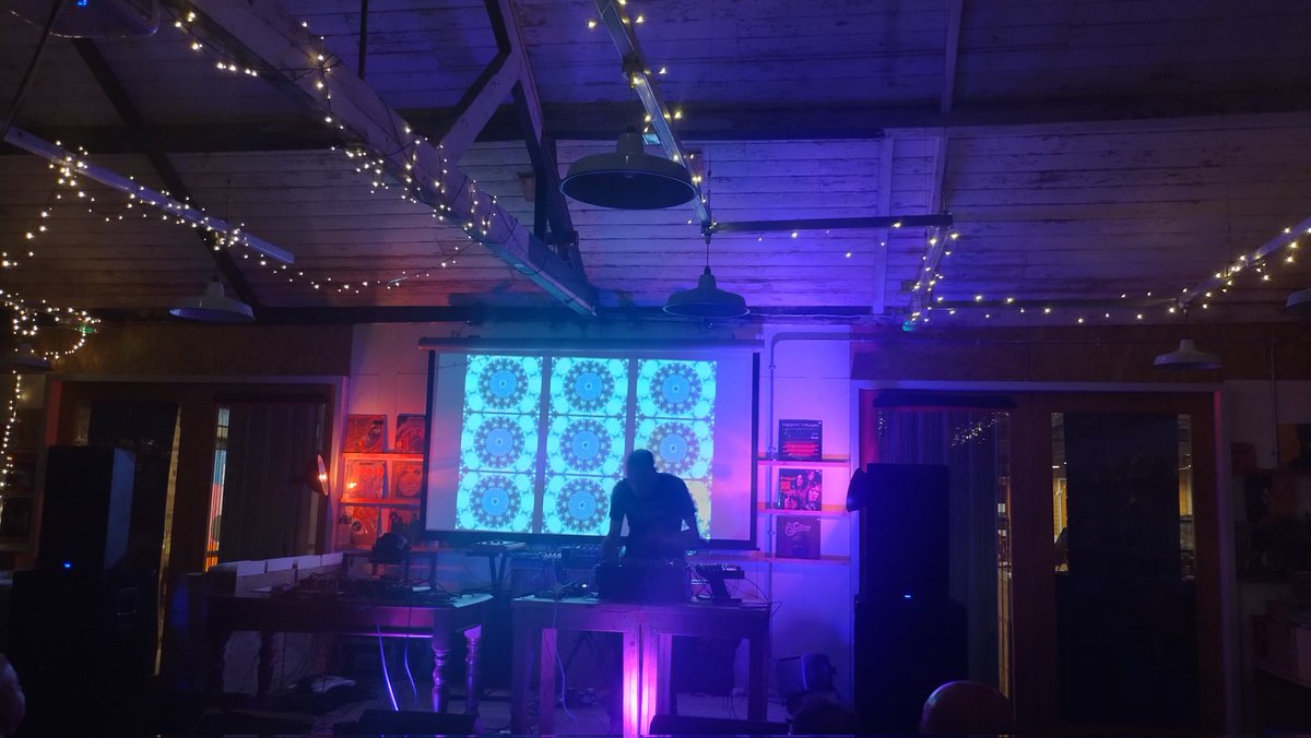 From Lo-Fi beats from <a href="/l_aFrench/">La French</a> modular output from <a href="/stephenjbuckley/">Polypores 🌳👽🌳</a> and Space Rave from <a href="/BUNKR303/">BUNKR</a> - We had it all, great night, all 3 acts were brilliant!

<a href="/justdroppedin_/">Just Dropped In :</a> and I will see you soon!