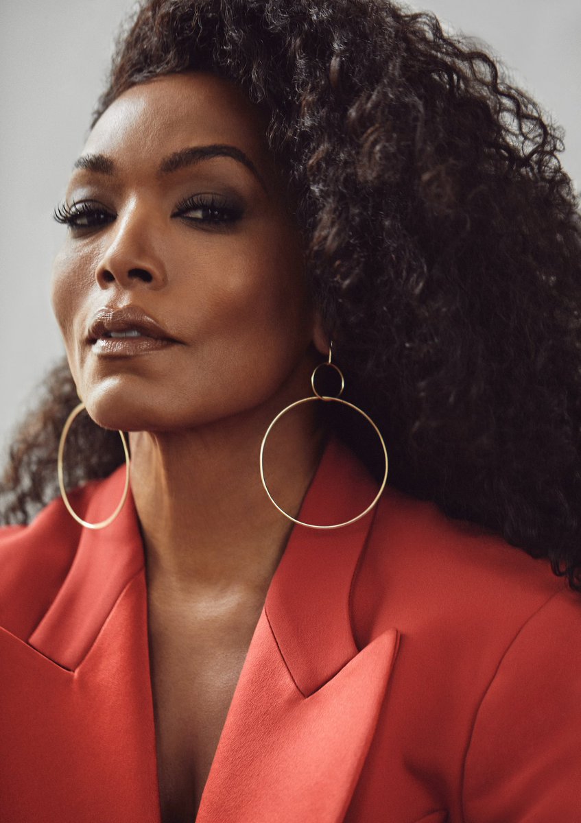 FilmUpdates's tweet image. Angela Bassett is finally an Emmy winner.

She wins her first of nine Emmy nominations for Outstanding Narrator.
