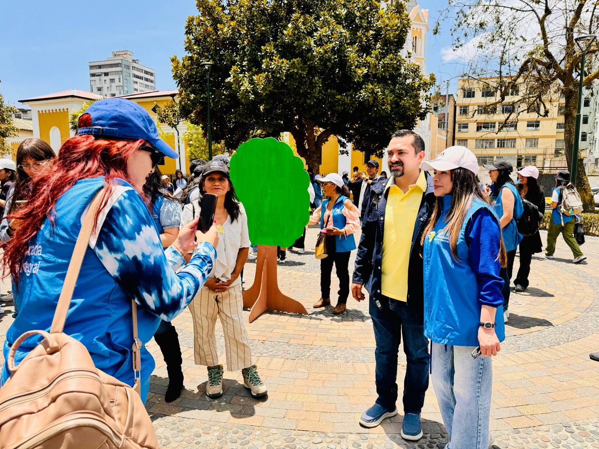 ORGAEPSI Ψ (@orgaepsi) on Twitter photo 💛🎗️ En Quito, nuestro presidente, Mgs. <a href="/Ivan1Villarreal/">Iván Villarreal Ψ</a> , dio inicio a las actividades por el Mes de la Prevención del Suicidio con la conmovedora dinámica “Árbol de la Vida” 🌳✨un espacio de reflexión y esperanza que busca crear conciencia y apoyo.🫂 💛🎗️ En Quito, nuestro presidente, Mgs. <a href="/Ivan1Villarreal/">Iván Villarreal Ψ</a> , dio inicio a las actividades por el Mes de la Prevención del Suicidio con la conmovedora dinámica “Árbol de la Vida” 🌳✨un espacio de reflexión y esperanza que busca crear conciencia y apoyo.🫂
