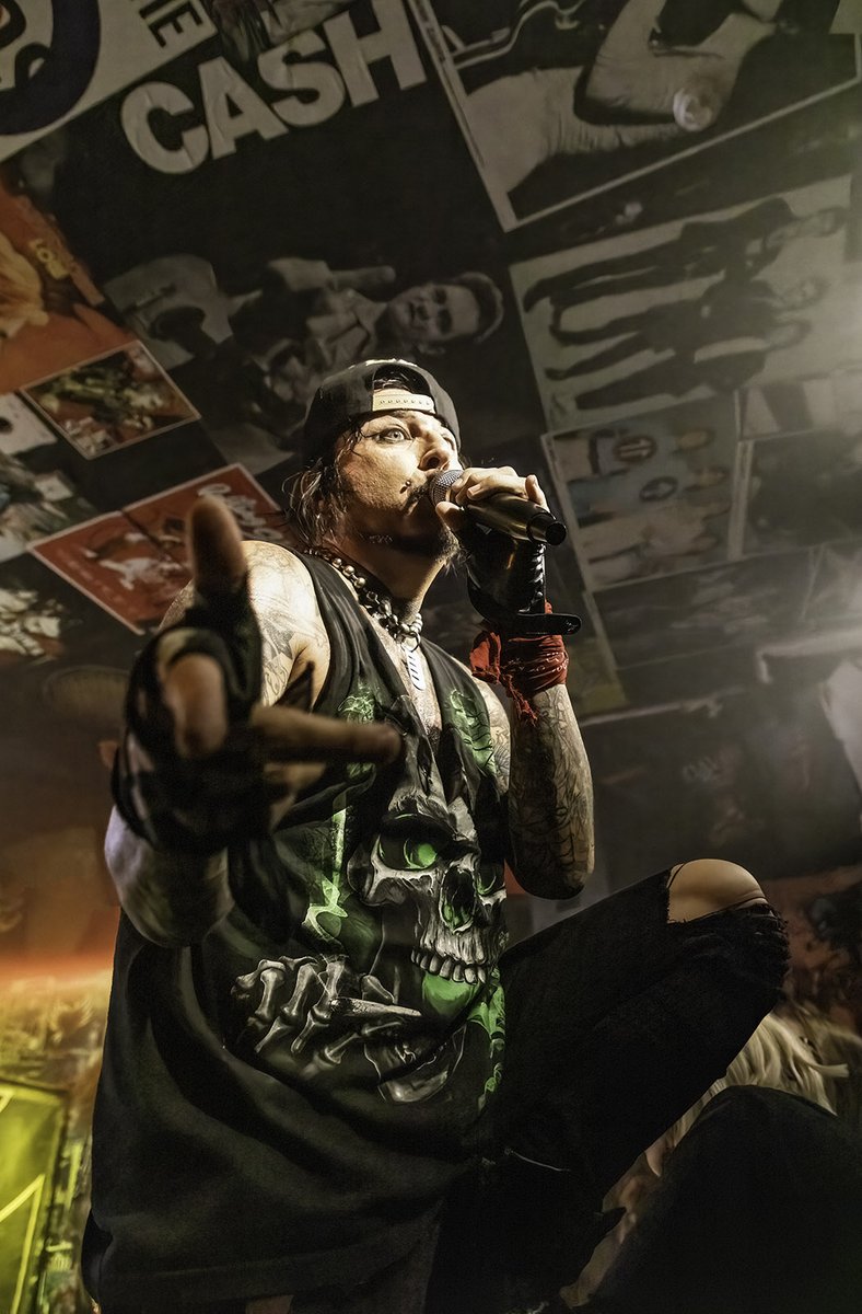 Live Review : Kickin' Valentina + The Midnight Devils @ Waterloo Music Bar, Blackpool on September 5th 2024

CLICK TO READ FULL REVIEW : 
rockflesh.com/live-reviews/l…

<a href="/KickinValentina/">Kickin Valentina</a> #kickinvalentina #waterloomusicbar #review