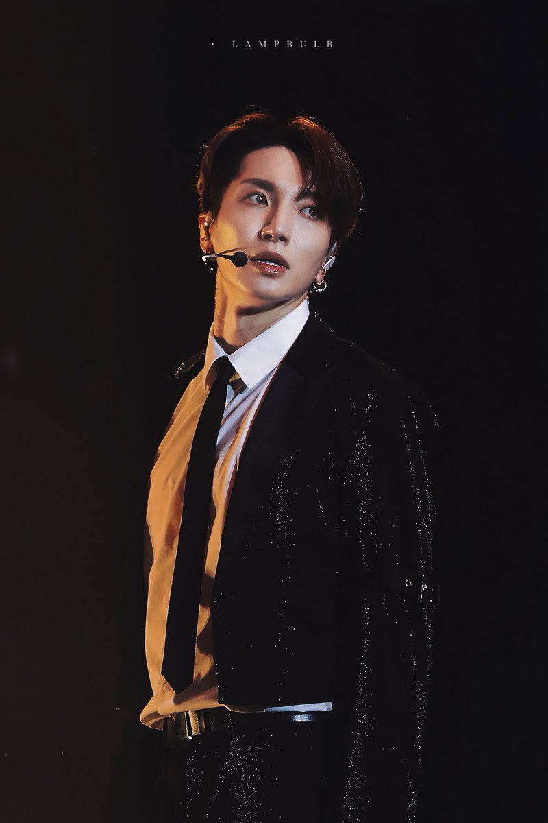 BULBLAMP's tweet photo. #LEETEUK 
240907 <SUPER SHOW SPIN-OFF : Halftime> https://t.co/EbZwbOZZzM