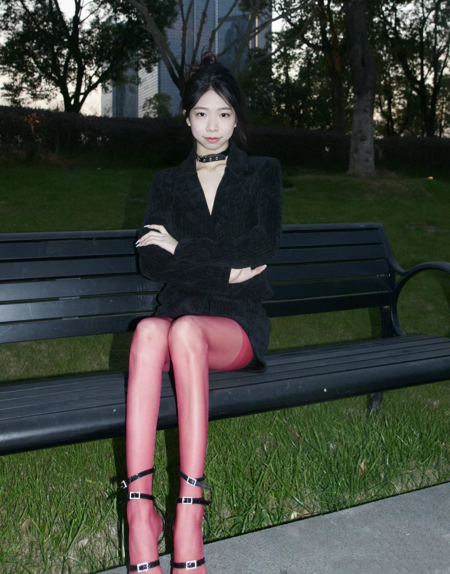 骚女 