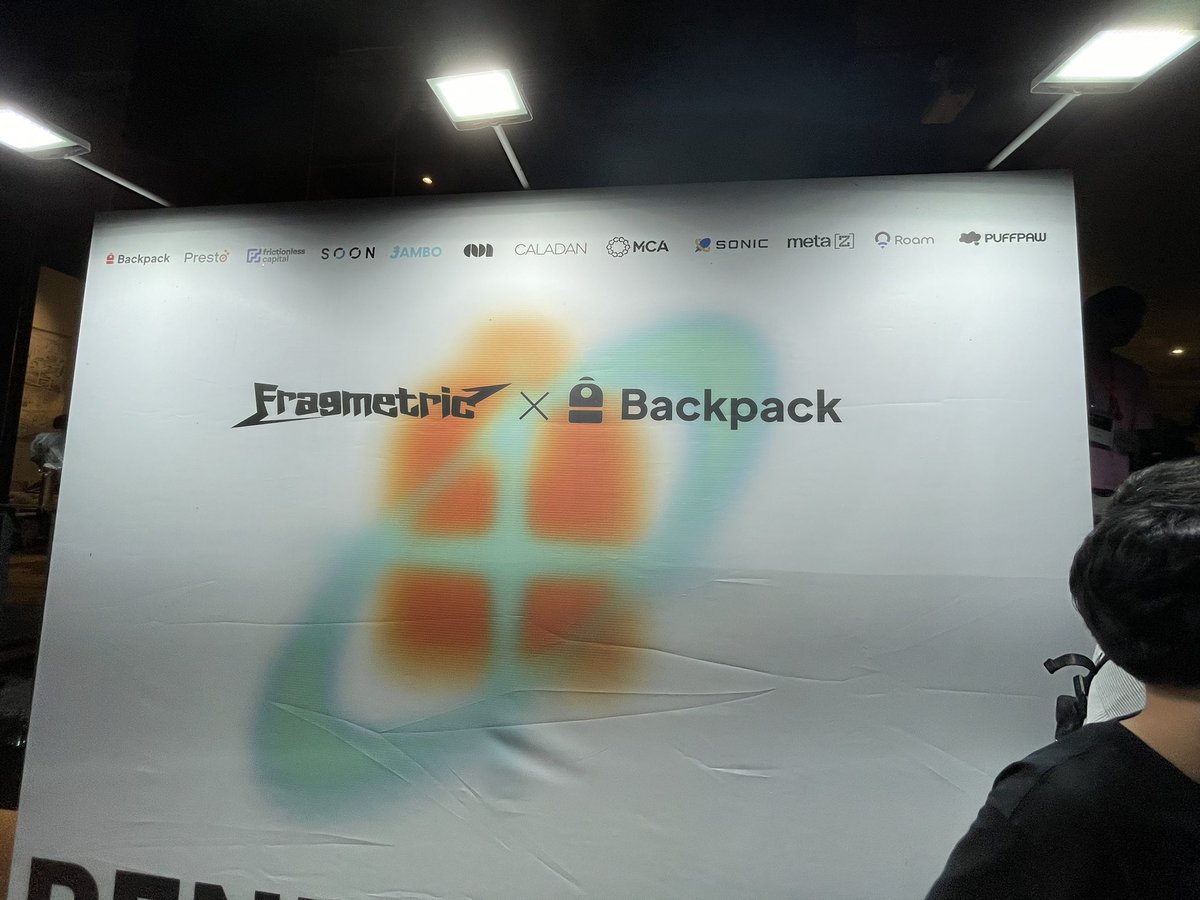 😂第一次全英上台分享，感谢<a href="/ArkOfPanda/">Ark of Panda🐼</a> 邀请！

🎉感谢 <a href="/Edishawn66/">Edi shawn</a>  <a href="/oortech/">OORT | The Data Cloud for Decentralized AI</a> <a href="/HashKeyGroup/">HashKey Group</a> 一起圆桌交流！

这次韩国🇰🇷活动见到了很多新老朋友！

接下来新加坡🇸🇬活动继续约起来啊～