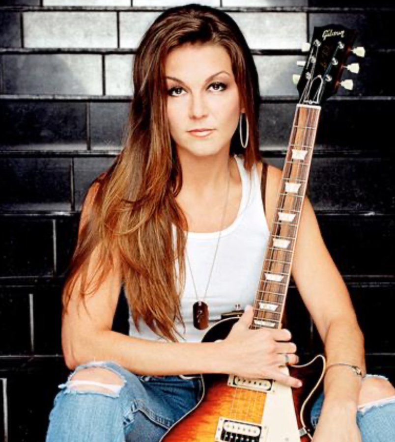 thewiselady22's tweet photo. @THEWISELADY22 Country Western #SuperStar Gretchen Wilson just "Endorsed" Trump today in Wisconsin! She has MILLIONS & MILLIONS OF FANS!!!๐๐ผ๐๐ผ๐๐ผ#PrettyToo!!! WAY TO GO!!! https://t.co/jjYgPq8ivs