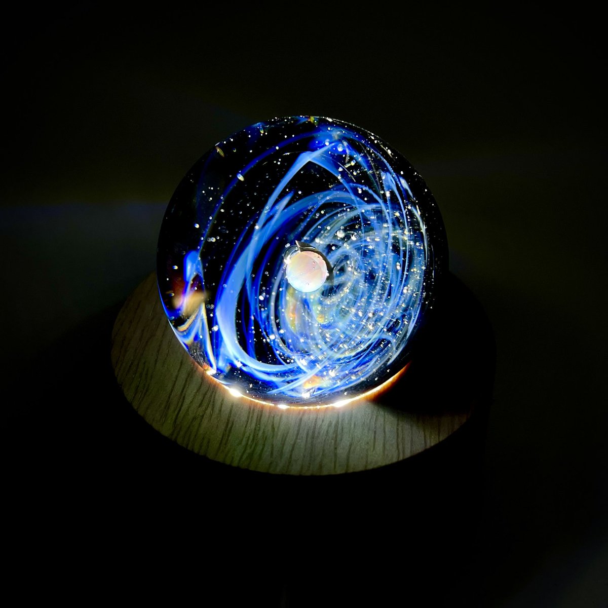 Just Glass It (@justglassit) on Twitter photo CONCOURS
Ça faisait longtemps
On vous fait gagner une sphère sur support lumineux.
Pour participer il faut:
-Etre abonné à notre compte <a href="/justglassit/">Just Glass It</a>
-RT et fav ce post
Vous pouvez aussi laisser un petit commentaire sympa et mentionner vos copains
Bon dimanche et bonne chance 😁 CONCOURS
Ça faisait longtemps
On vous fait gagner une sphère sur support lumineux.
Pour participer il faut:
-Etre abonné à notre compte <a href="/justglassit/">Just Glass It</a>
-RT et fav ce post
Vous pouvez aussi laisser un petit commentaire sympa et mentionner vos copains
Bon dimanche et bonne chance 😁