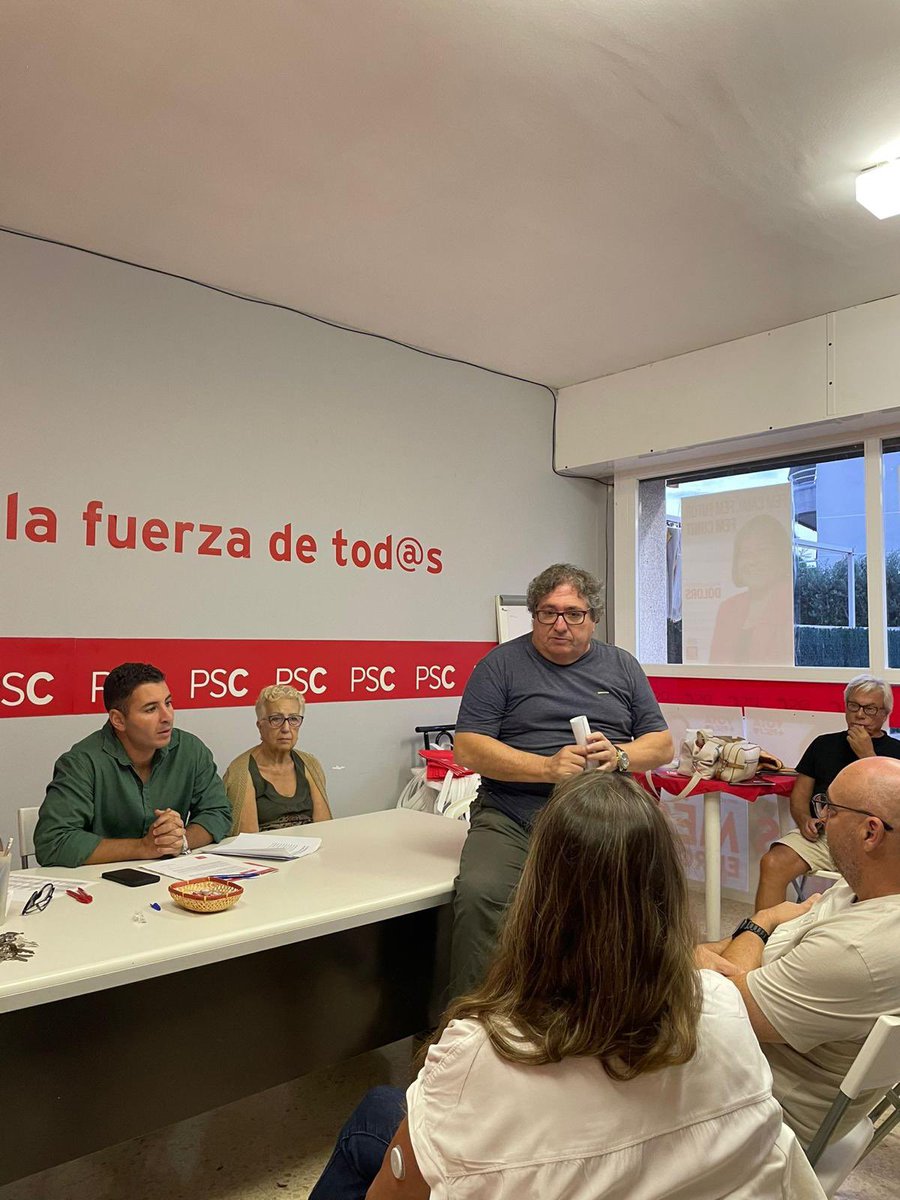 PSC_CampdeTgn's tweet image. El @psccunit ha escollit nova executiva d’Agrupació encapçalada pel company Germán Milara com a Primer Secretari.

Sorts i encerts al Germán, el José María, l’Ismael, la Teresa i al Reyes en aquesta nova etapa! ♥️

#Cunit #PSC