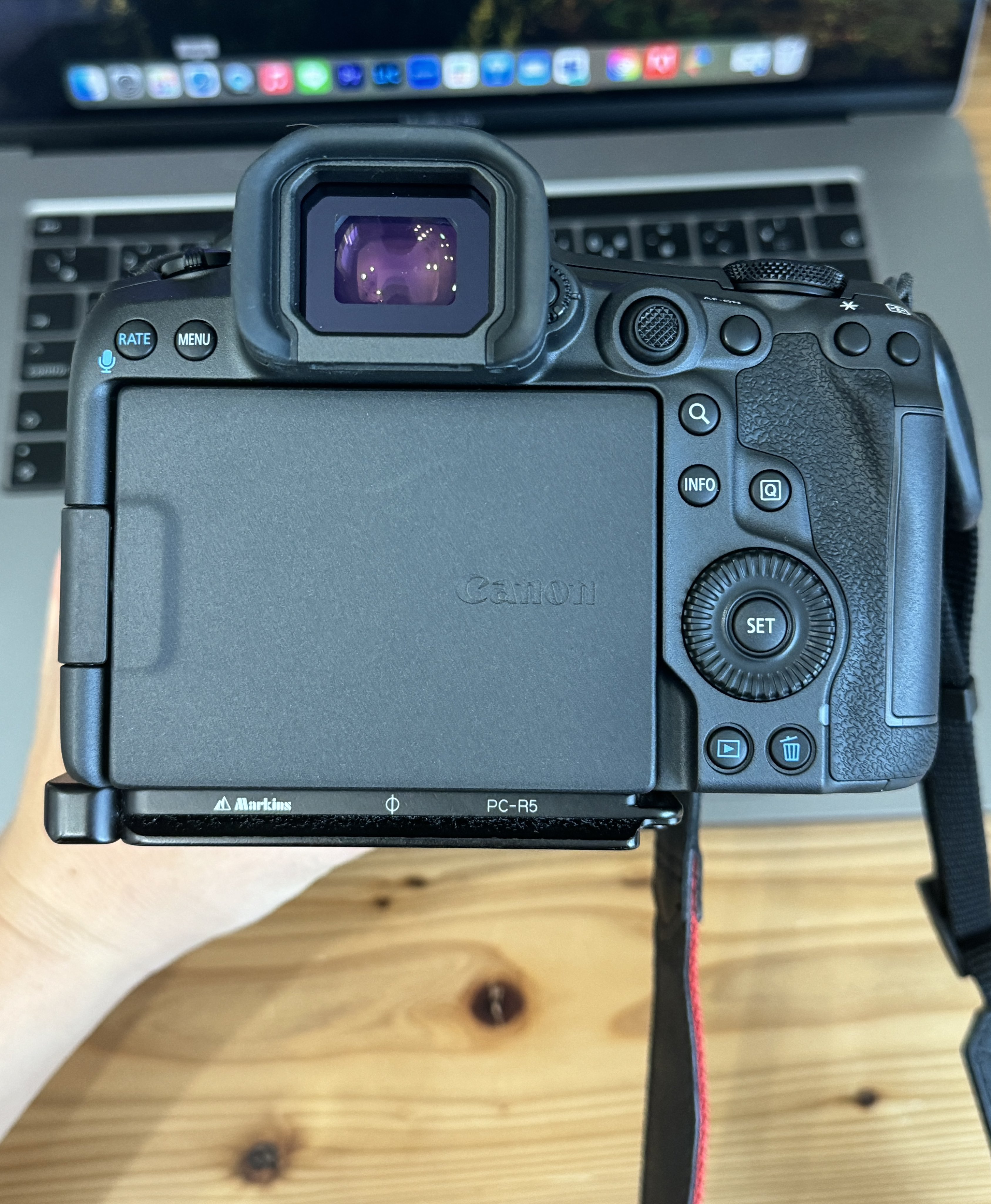 マーキンス　LC-R5 PC-R5 Markins PC-R5 Camera Plate