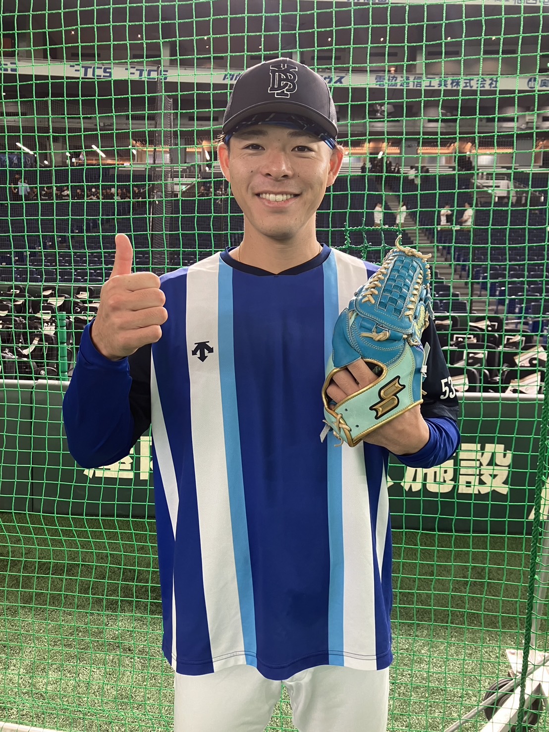 美品、横浜DeNAベイスターズ 中川颯ユニフォーム2XO 美品、横浜DeNA