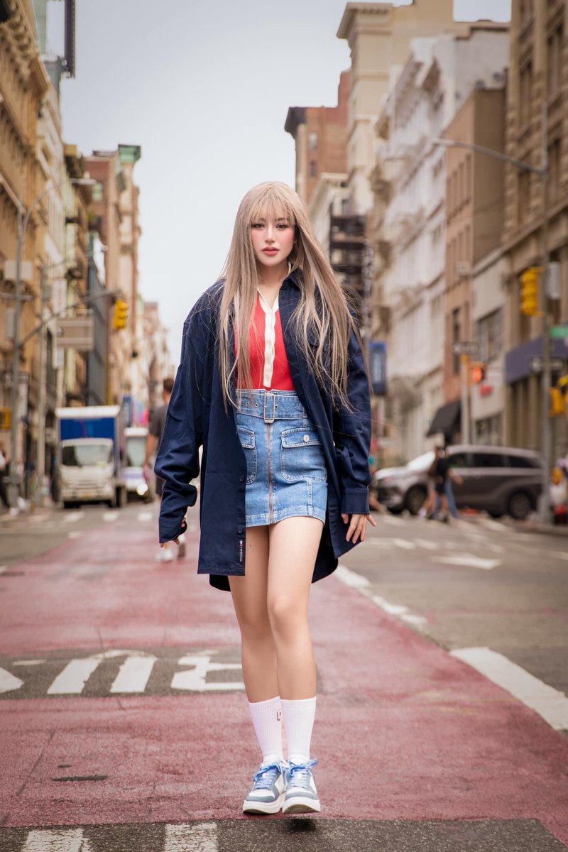 ChhemSinou40803's tweet photo. Happy 8th anniversary papa mama 💙🤍❤️

#tommyhilfiger #tommyhilfigerkh @Boprek Tep &amp; @G-DEVITH #TBP #ទេពបូព្រឹក្ស #TepBoprek #Gdevith #Cambodia idol 🇰🇭✨ https://t.co/l0ZNr3j1ob
