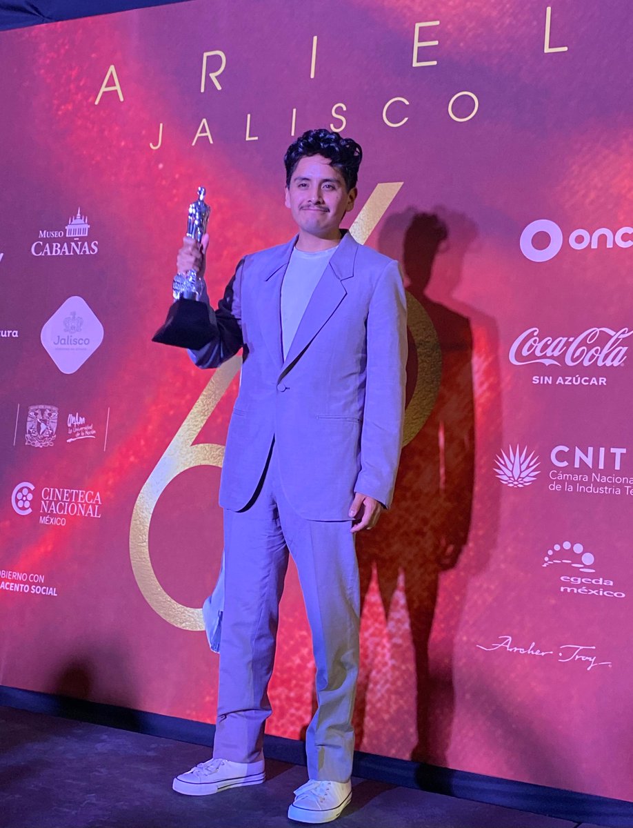 IvanMichelfm's tweet photo. El #Ariel2024 a mejor coactuación masculina se lo lleva Fernando Cuautle por la película “Heroico”
@AcademiaCineMx
@GobiernoJalisco
#Ariel #Ariel66 #Ariel2024 #AMACC #PremiosAriel #PremiosArielTNT #cinemexicano #Mexico #swipeupradio https://t.co/cYSmTx0vZB