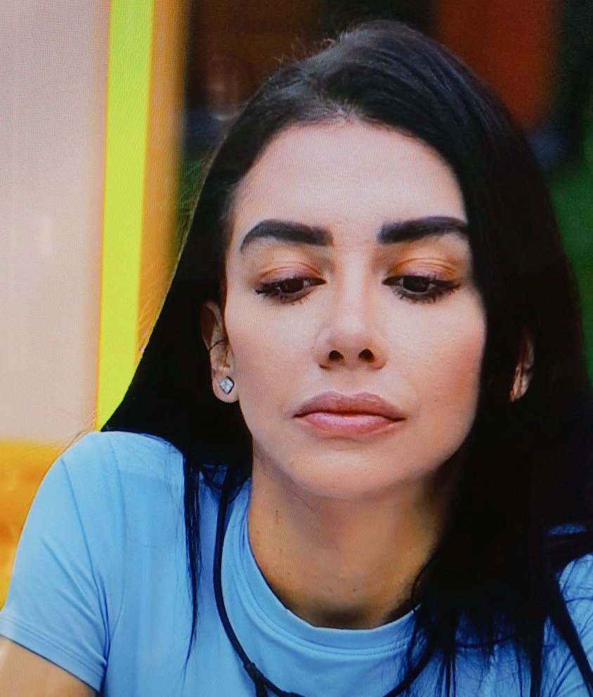 Que Gala y Bri,hagan lo que quieran. Que Sian se salve las veces que quiera,que el langostin se cuelgue de Gala para ser finalista... de todas formas Karime será la ganadora. Mi apoyo para ella, hasta la final. Repostea, si piensas así 😌
#LaCasaDeLosFamososMx2 #LCDLFMX2 #garime