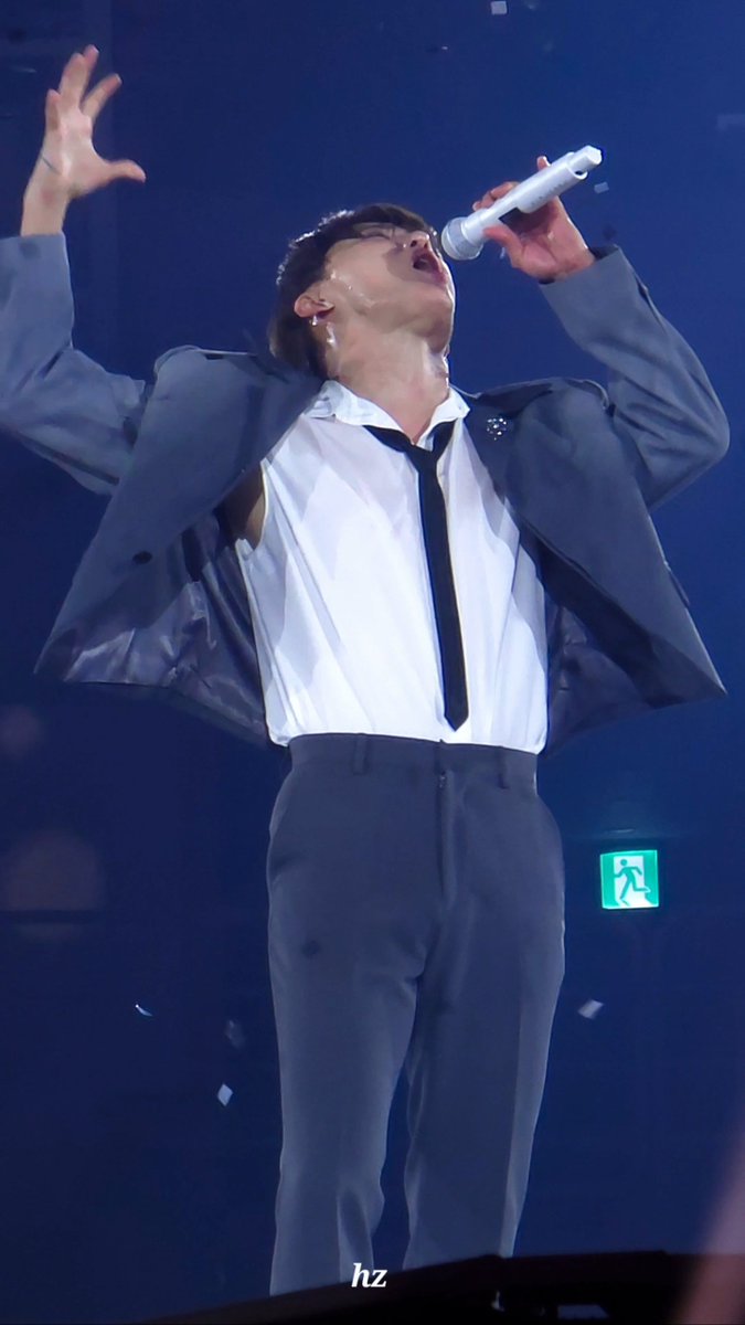 1215junsu's tweet image. 아니 잠만 안에 입은거 민소매였넼ㅋㅋㅋㅋㅋㅋㅋ