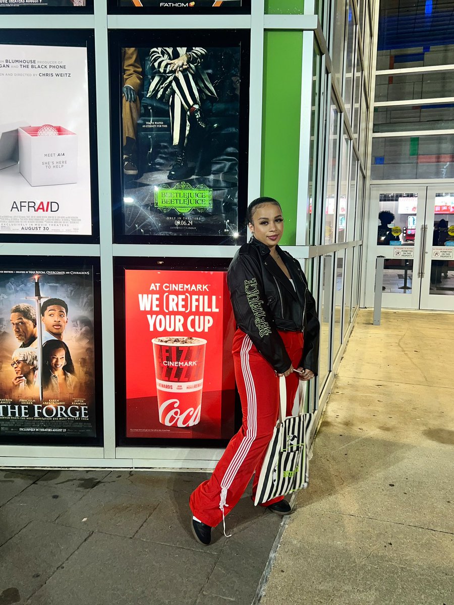 ItsMe_Catiee's tweet photo. Beetle Juice 🐛🪲🎥 10/10 https://t.co/CPynFcf8sx