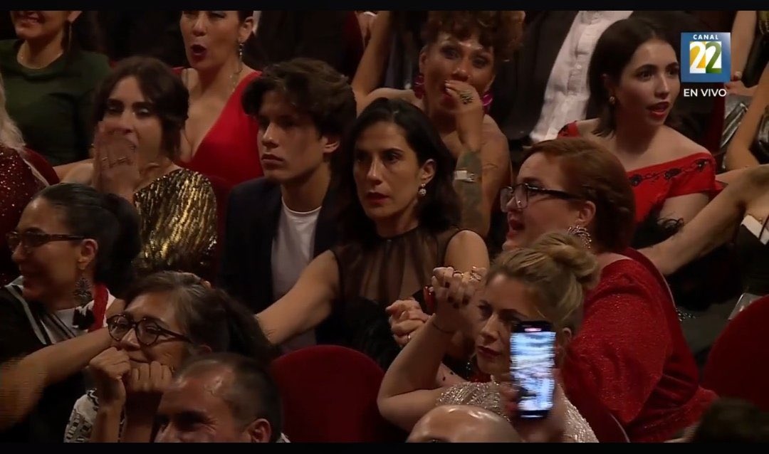 El momento de la noche. Más momentos así en los Arieles, por favor. 

#ariel2024