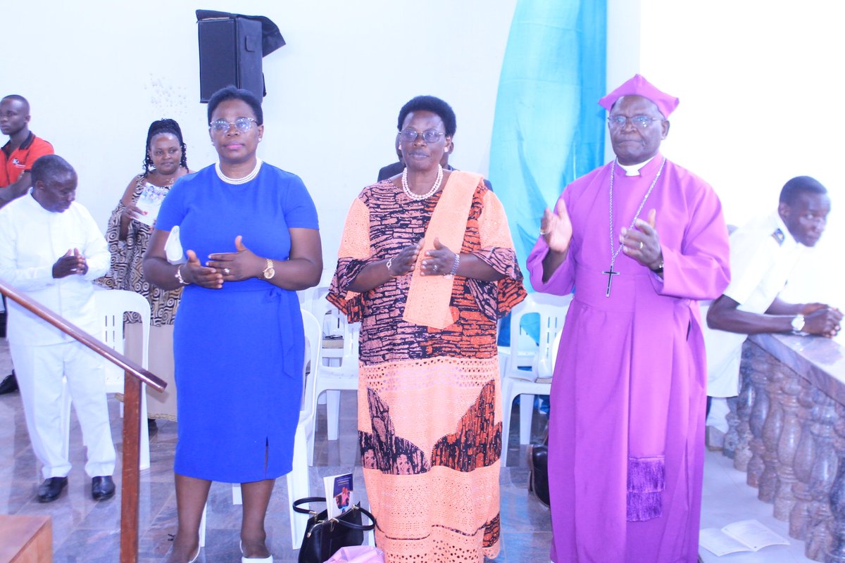 All Saints Church Manyangwa (@ascmanyangwa) on Twitter photo The Archibishop is the main celebrant as Mr Obed and Mrs Louise thank the Lord for obtaining a PHD and Masters degree respectively, 20 years in marriage and having 4 children.
The Archibishop in his sermon he said it is good to thank the Lord
<a href="/ChurchofUganda_/">Church of Uganda</a> The Archibishop is the main celebrant as Mr Obed and Mrs Louise thank the Lord for obtaining a PHD and Masters degree respectively, 20 years in marriage and having 4 children.
The Archibishop in his sermon he said it is good to thank the Lord
<a href="/ChurchofUganda_/">Church of Uganda</a>