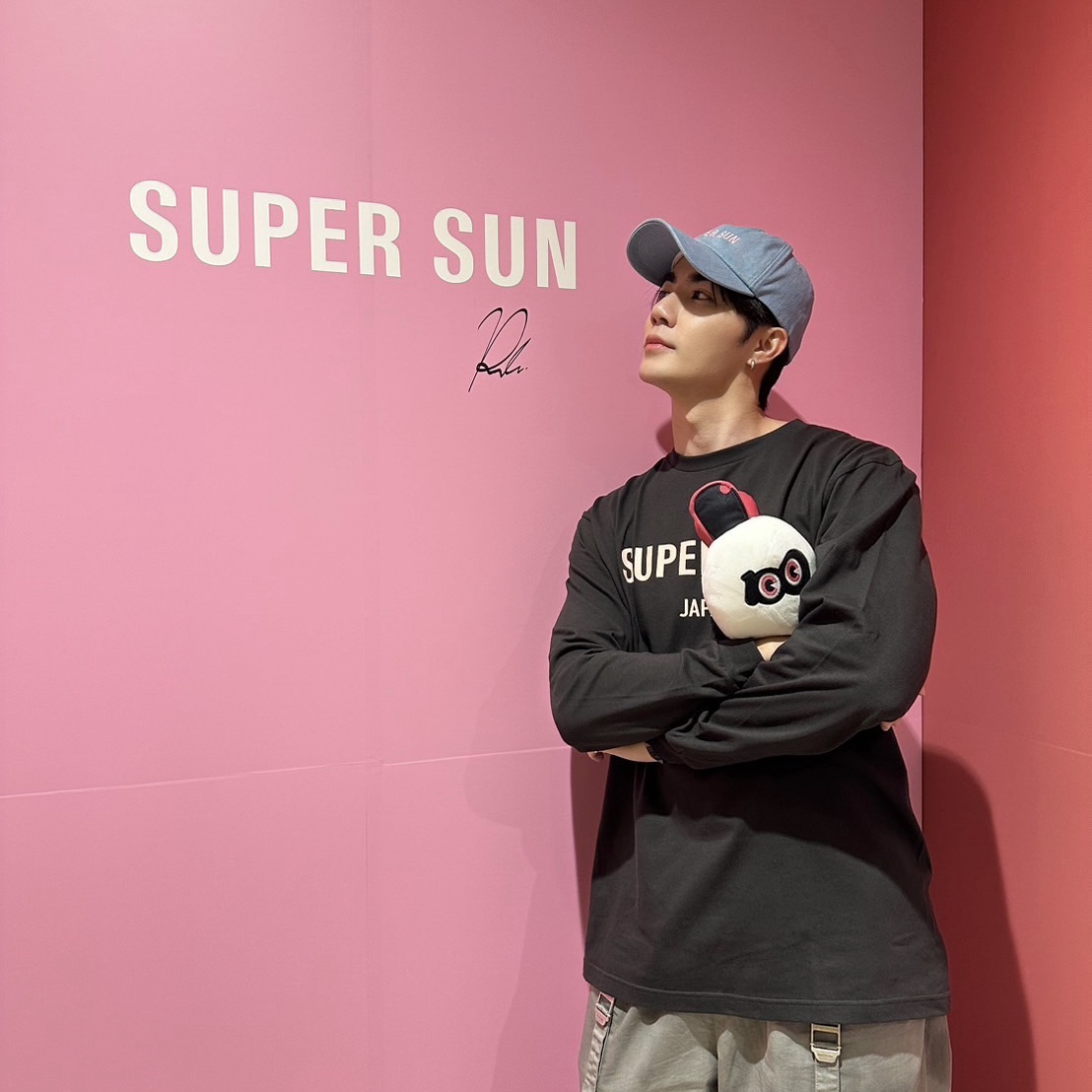 SUPERSUN ZeePruk OversizeTee ZeeNuNew 【公式通販】
