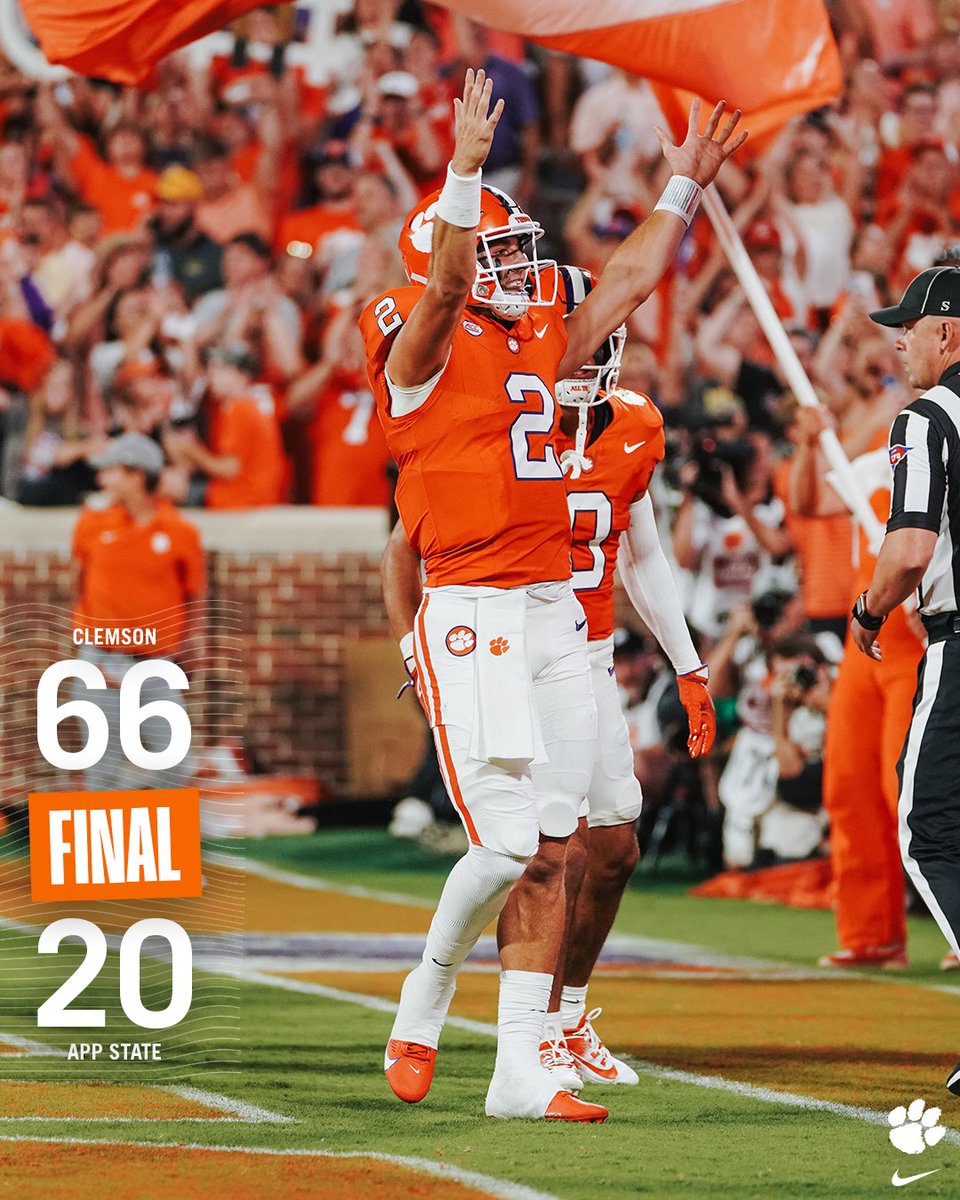 It's a great night to be a Clemson Tiger! 🐅🧡