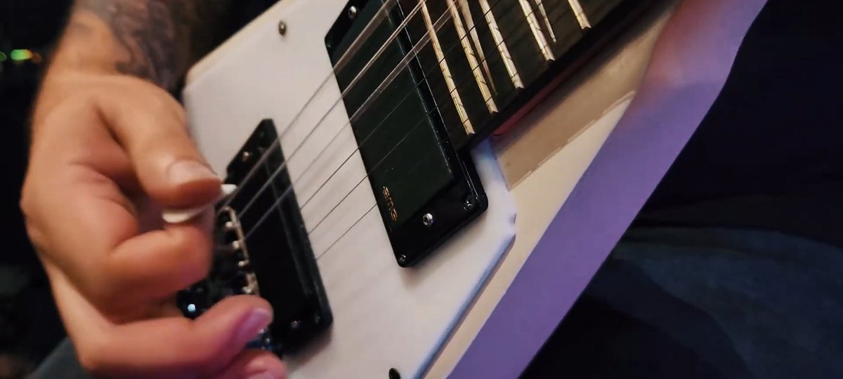 Estuvimos produciendo el nuevo video Guitar Playthrough de la agrupación #Sliced de su nuevo corte "Errancia en Opresión".  #metalColombiano