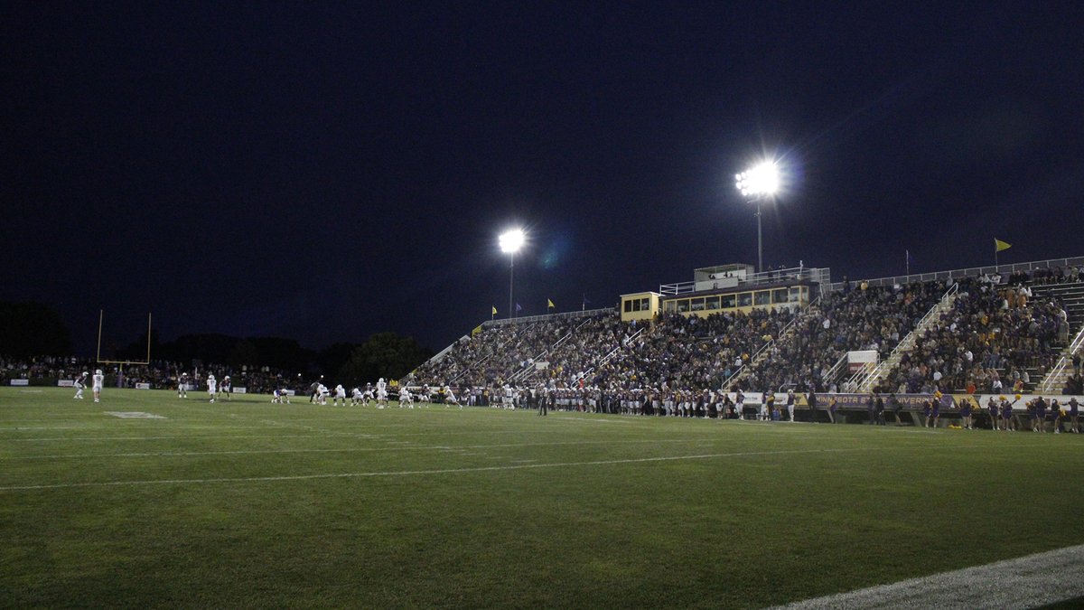 6,874 tonight. Wow. 

THANK YOU FANS! 

#MavFam