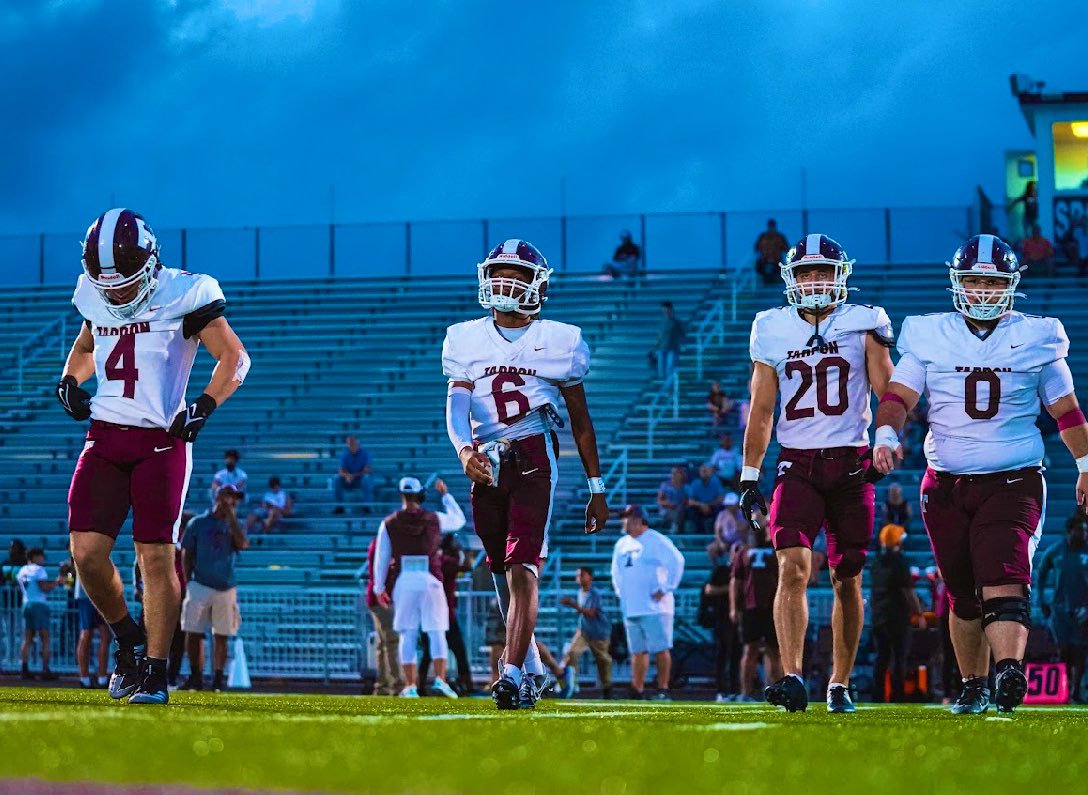 nikitas_rinios's tweet photo. Another team win from week 3!🧽 on to the next, go spongers!!! @CoachMeyerTS @CoachJesse18 @CoachJohnsonTSH @tshs_football_ https://t.co/84pQ9paFrB
