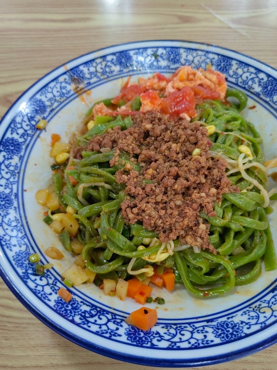 xiaosongdj's tweet photo. Vegetable noodles https://t.co/Q7j4cb2OAB